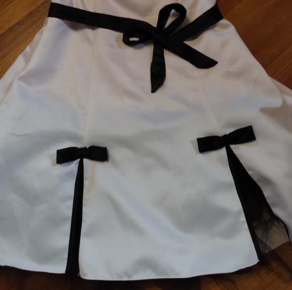 Pretty in Pink Dress - Picture 3 of 3